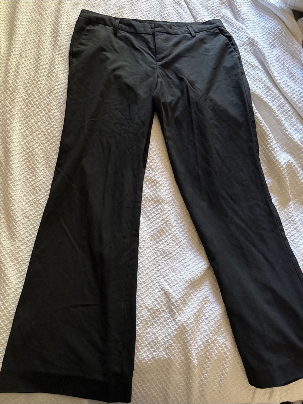Women’s black Gap dress pants